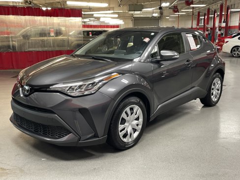 Certified 2020 Toyota C-HR LE image 5