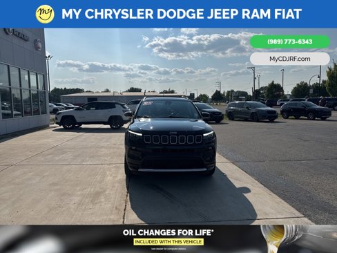 Used 2022 Jeep Compass Limited w/ Elite Group image 8
