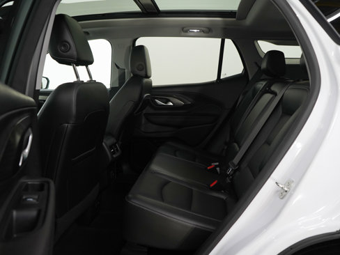 Used 2022 GMC Terrain SLT w/ Infotainment Package II image 14