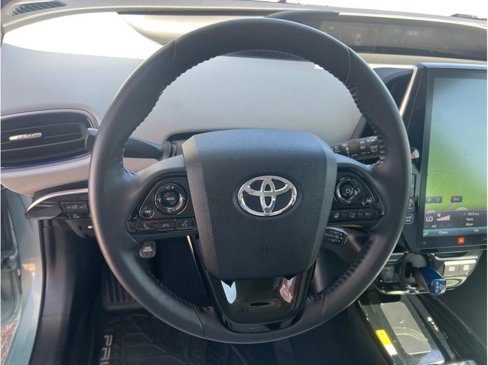 Used 2019 Toyota Prius Limited image 14