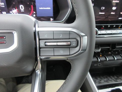 New 2025 GMC Canyon Elevation w/ Convenience Package image 18
