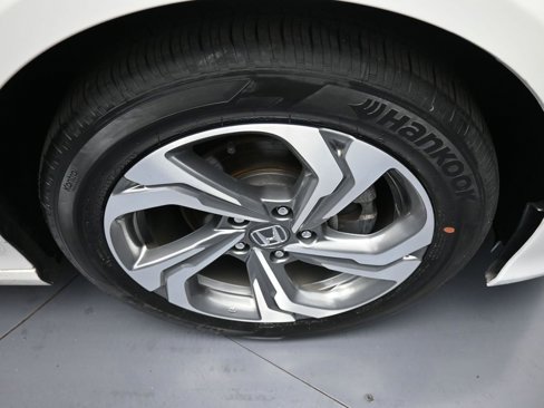 Certified 2019 Honda Accord EX image 13