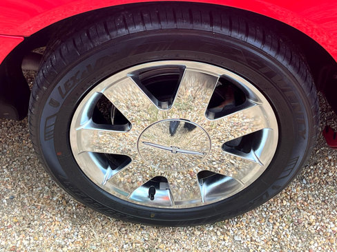 Used 2002 Ford Thunderbird image 18