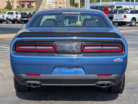 Used 2022 Dodge Challenger SXT w/ Blacktop Package image 5