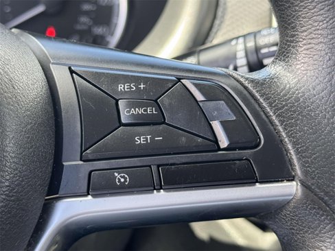 Used 2019 Nissan Kicks S image 25