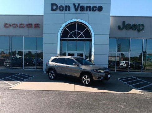 Used 2021 Jeep Cherokee Limited image 1
