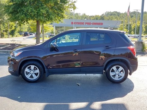 Used 2021 Chevrolet Trax LS w/ Tint and Cruise Package image 10