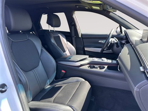 Used 2022 Genesis GV70 2.5T w/ Sport Prestige Package image 15