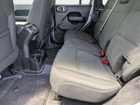 Used 2018 Jeep Wrangler Unlimited Sport S image 16