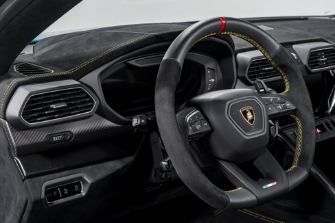 Used 2024 Lamborghini Urus Performante image 14