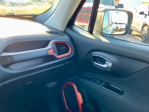 Used 2018 Jeep Renegade Sport w/ Power & Air Group image 35