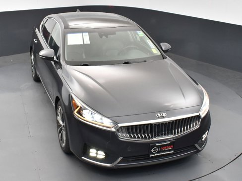 Used 2018 Kia Cadenza Technology image 44