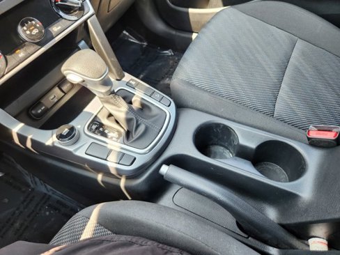 Used 2022 Kia Seltos LX image 11