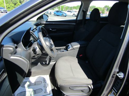 Used 2024 Hyundai Tucson SE image 9