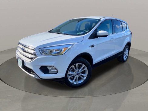 Used 2019 Ford Escape SE image 1
