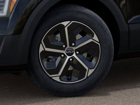 New 2025 Kia Niro LX image 9