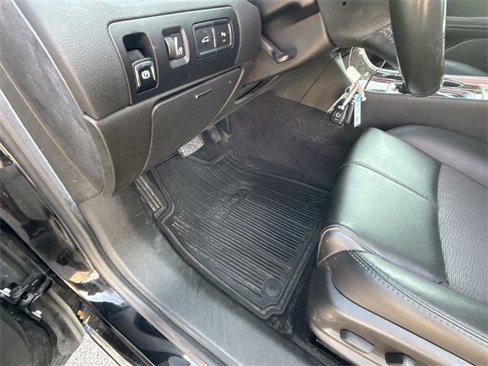 Used 2015 Chevrolet Impala LT w/ Convenience Package image 31