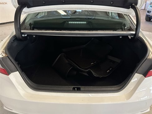 Used 2021 Toyota Camry SE image 24