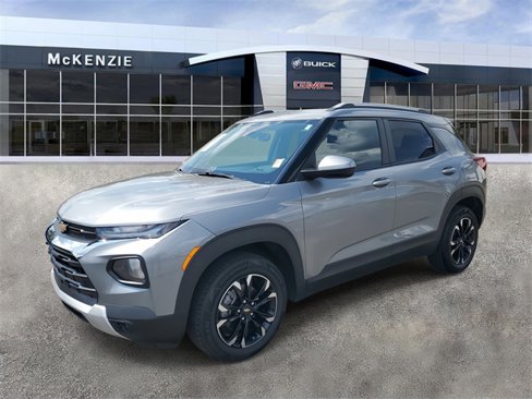 Used 2023 Chevrolet TrailBlazer LT w/ Convenience Package image 2