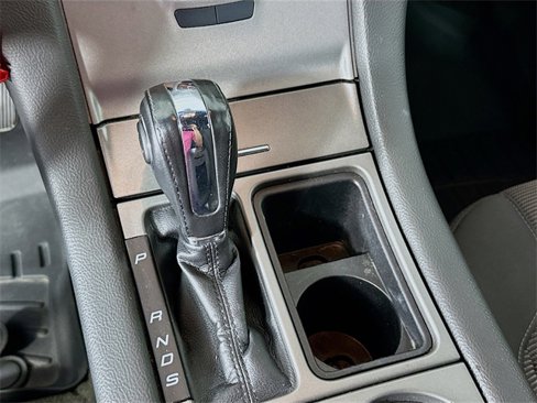 Used 2018 Ford Taurus SEL image 16