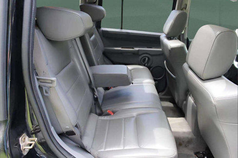Used 2006 Jeep Commander 4WD image 13