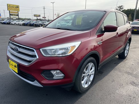 Used 2017 Ford Escape SE image 4
