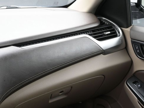 Used 2019 Chevrolet Tahoe LT w/ Luxury Package image 23