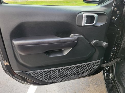 Used 2020 Jeep Wrangler Sport image 10