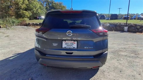 Used 2021 Nissan Rogue SV image 7