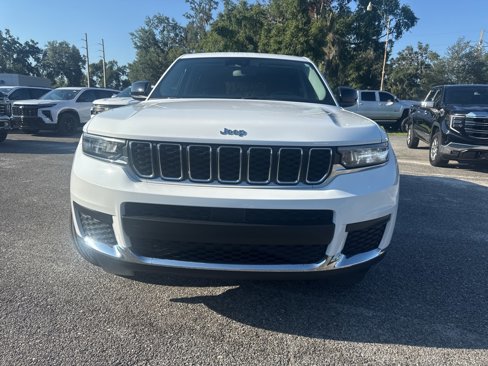 Used 2023 Jeep Grand Cherokee L Laredo image 2