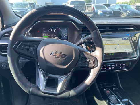 Used 2023 Chevrolet Bolt EUV Premier w/ Sun & Sound Package image 7