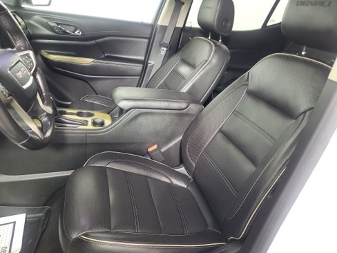 Used 2019 GMC Acadia Denali image 16