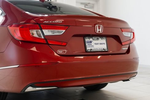 Used 2020 Honda Accord EX image 9