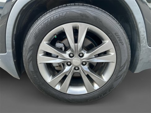 Used 2019 Chevrolet Trax LT w/ LT Convenience Package image 14
