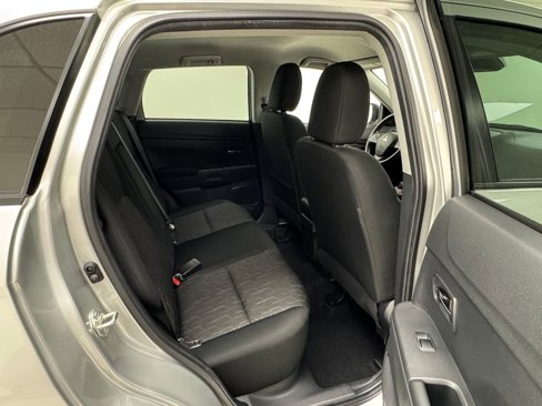 Used 2023 Mitsubishi Outlander Sport AWD image 16