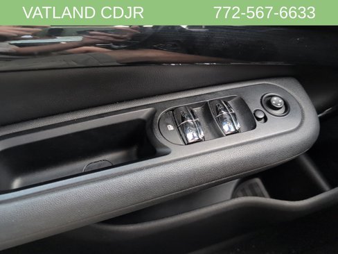 Used 2016 MINI Cooper Clubman image 15
