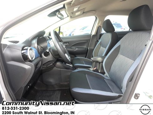 New 2025 Nissan Versa SV w/ Trunk Package image 10