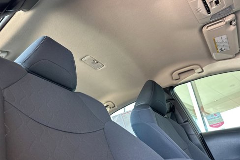 Used 2021 Toyota Corolla LE image 16