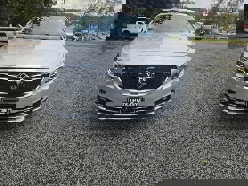 Used 2017 Buick LaCrosse Essence w/ Sun and Shade Package image 8