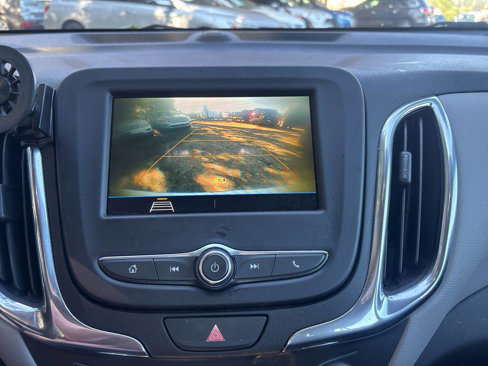 Used 2019 Chevrolet Equinox LS image 11