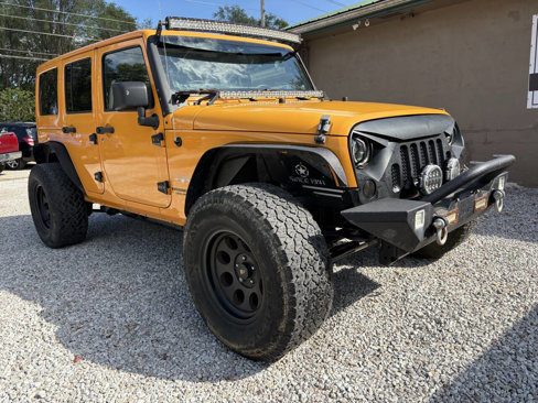 Used 2012 Jeep Wrangler Unlimited Sahara w/ Dual Top Group image 3