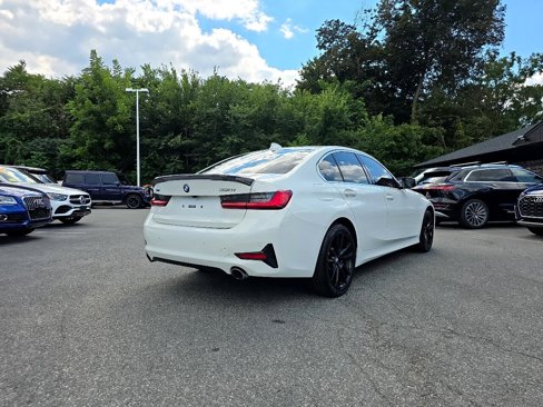 Used 2020 BMW 330i xDrive Sedan w/ Convenience Package image 17