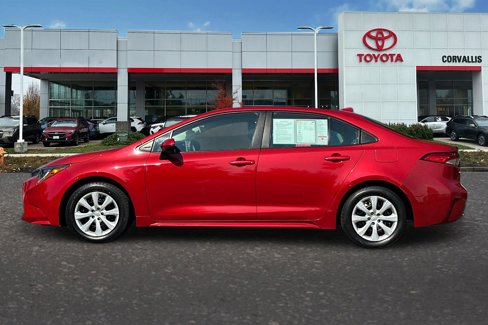 Used 2021 Toyota Corolla LE image 7