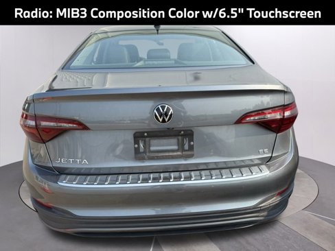 Used 2022 Volkswagen Jetta SE image 5