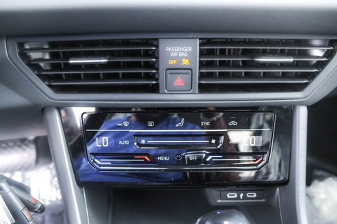 New 2025 Volkswagen Jetta S image 28