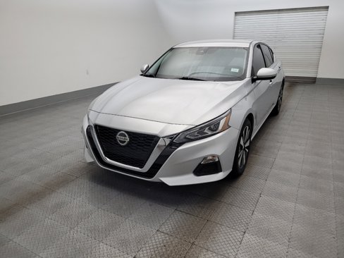 Used 2022 Nissan Altima 2.5 SV image 15