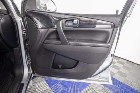 Used 2017 Buick Enclave Leather image 17