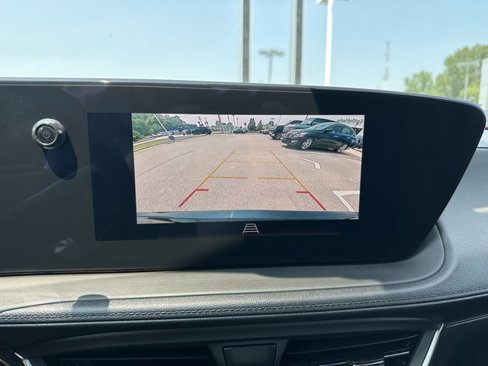 Used 2024 Buick Encore GX Sport Touring image 23