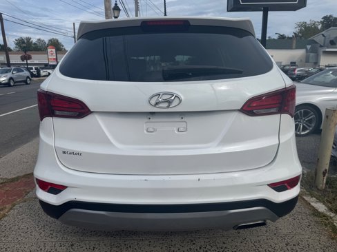 Used 2018 Hyundai Santa Fe Sport image 5
