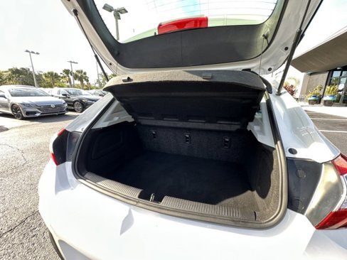 Used 2019 Chevrolet Cruze LS image 36